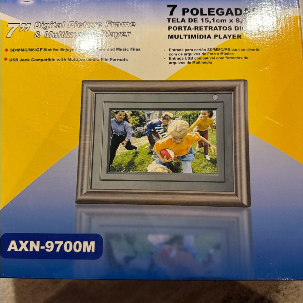 Digital Picture Frame - brown & black
